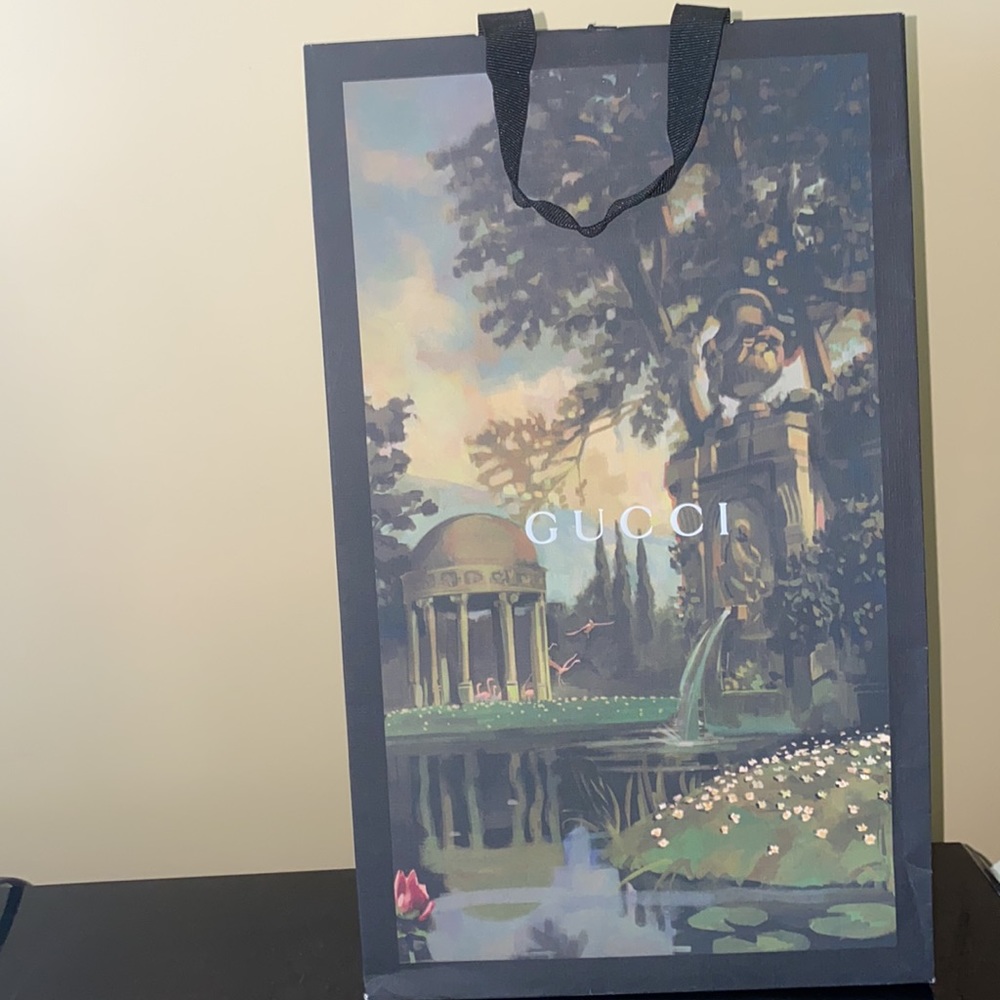 Authentic Medium-Sized Gucci Shopping Bag